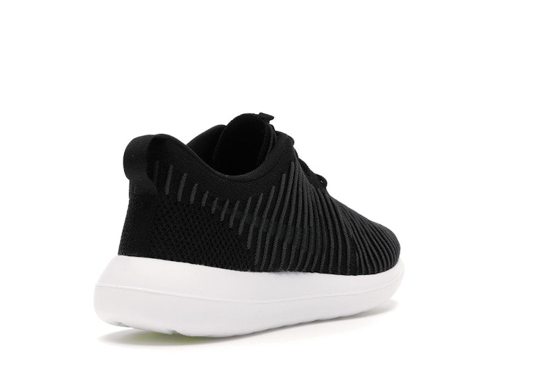 Nike Roshe Two Flyknit Black/Dark Grey-White-Volt