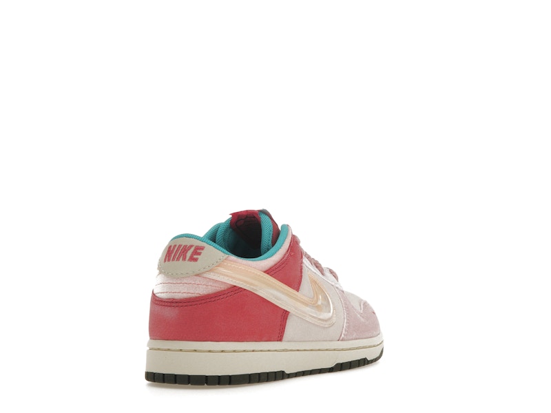 Nike Dunk Low Social Status Free Lunch Strawberry Milk (PS)