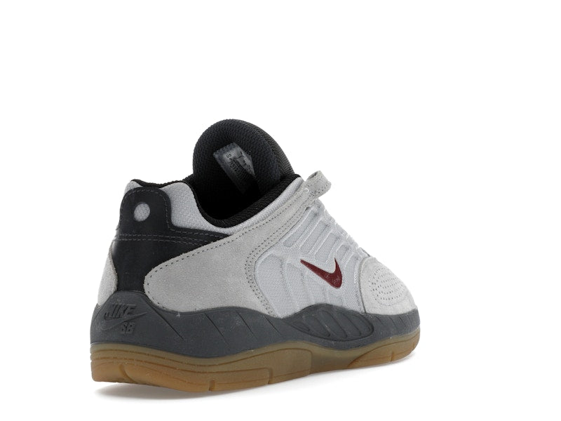 Nike SB Vertebrae Light Smoke Grey Dark Smoke Grey Black Dark Team Red