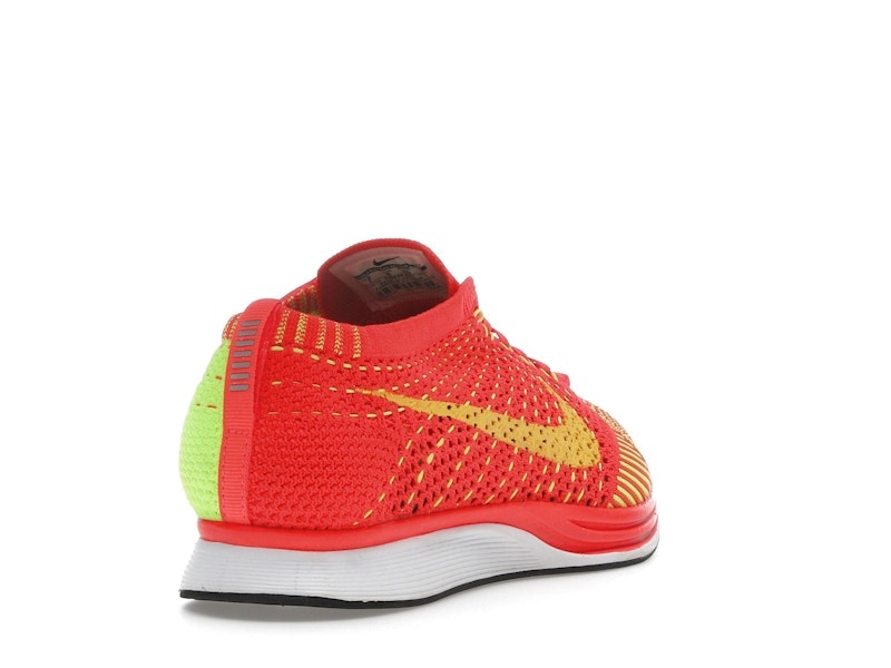 Nike Flyknit Racer Bright Crimson Volt