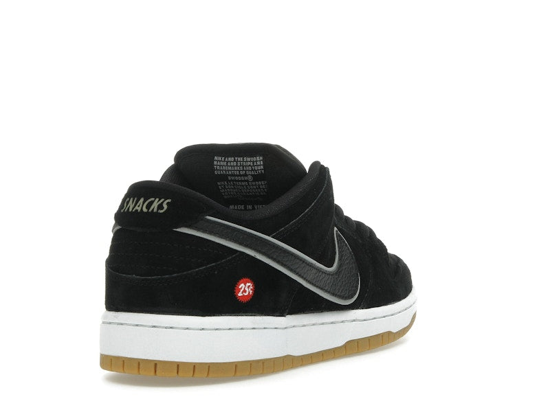 Nike SB Dunk Low Quartersnacks