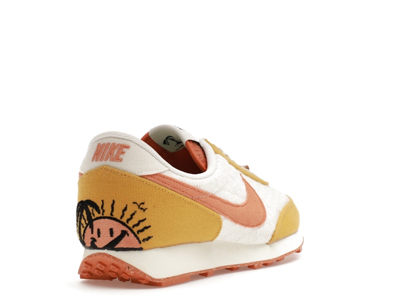 Nike DBreak SE Sun Club Hot Curry (Women's)