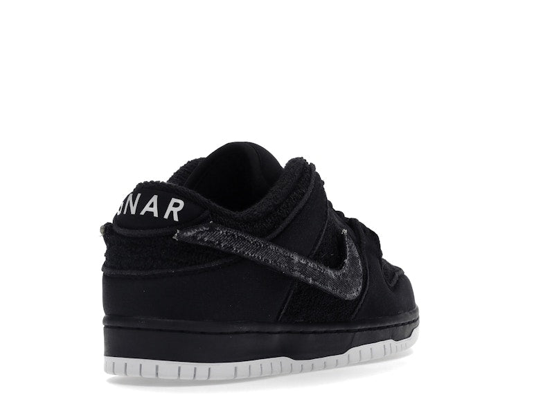 Nike SB Dunk Low Gnarhunters