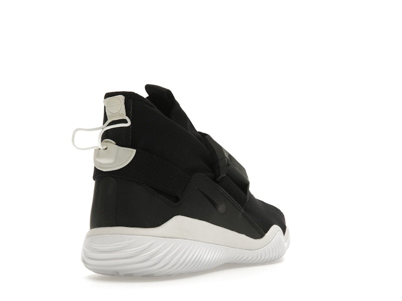 Nike KMTR Black White