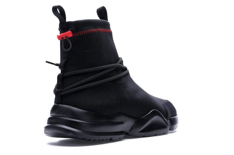 John Geiger 002 Black Out