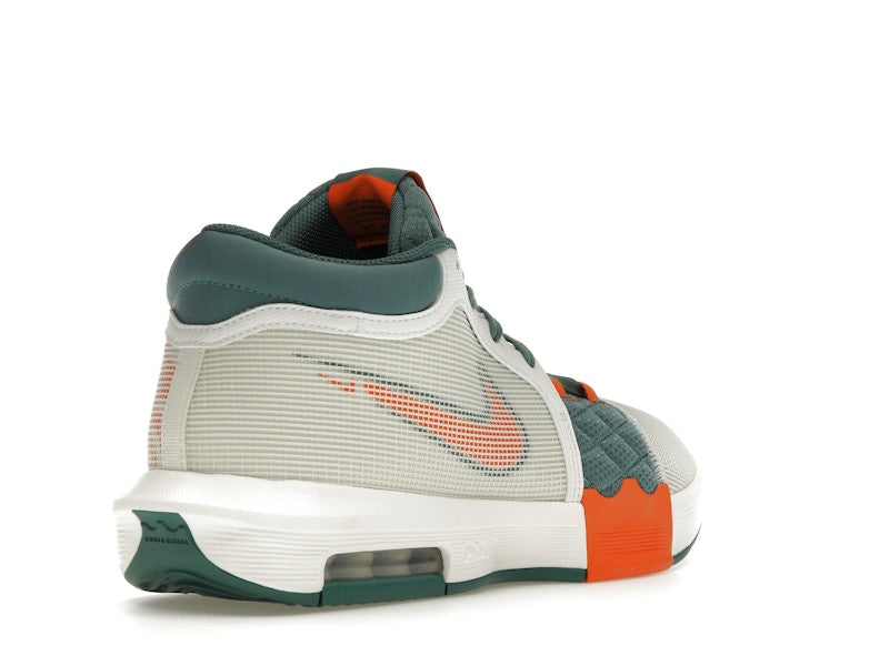 Nike LeBron Witness 8 Canon