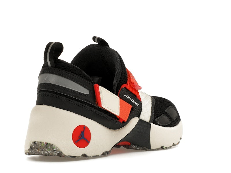Jordan Trunner LX Rare Air (Women's)