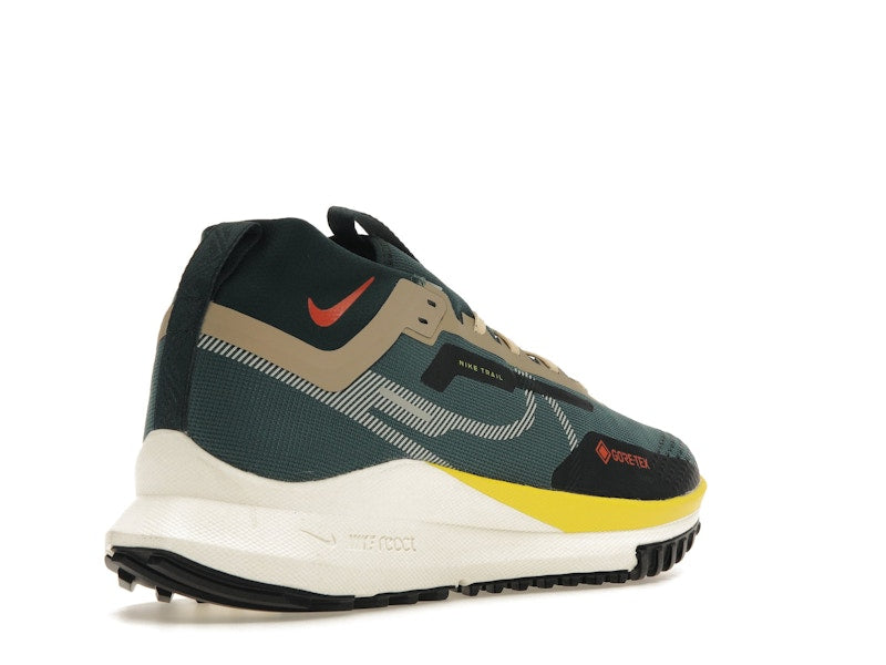 Nike React Pegasus Trail 4 Gore-Tex Noble Green Picante Red
