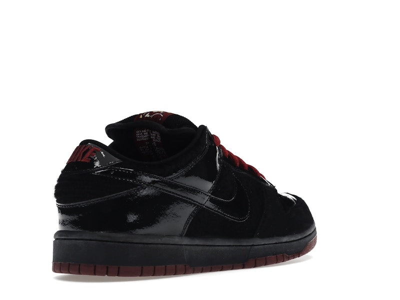 Nike SB Dunk Low Mafia