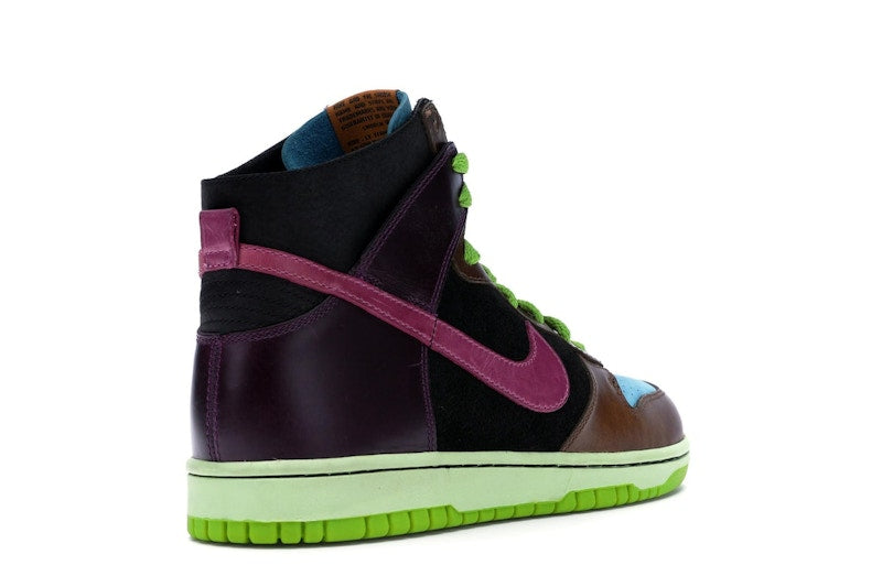 Nike Dunk High Undefeated