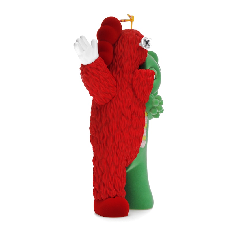 KAWS KACHAMUKKU Vinyl Figure Green/Red