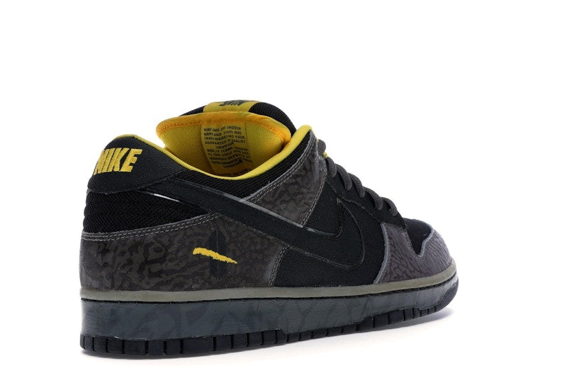 Nike SB Dunk Low Yellow Curb