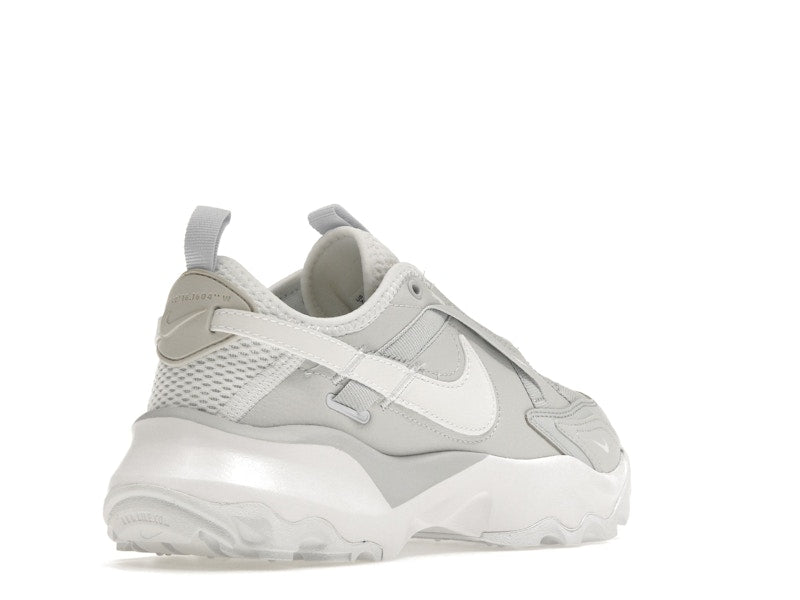 Nike TC 7900 Premium 2 Photon Dust Photon Dust Grey Fog White (Women's)