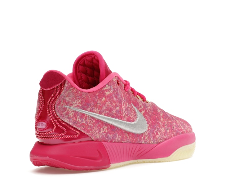 Nike LeBron 21 The World Is Your Oyster