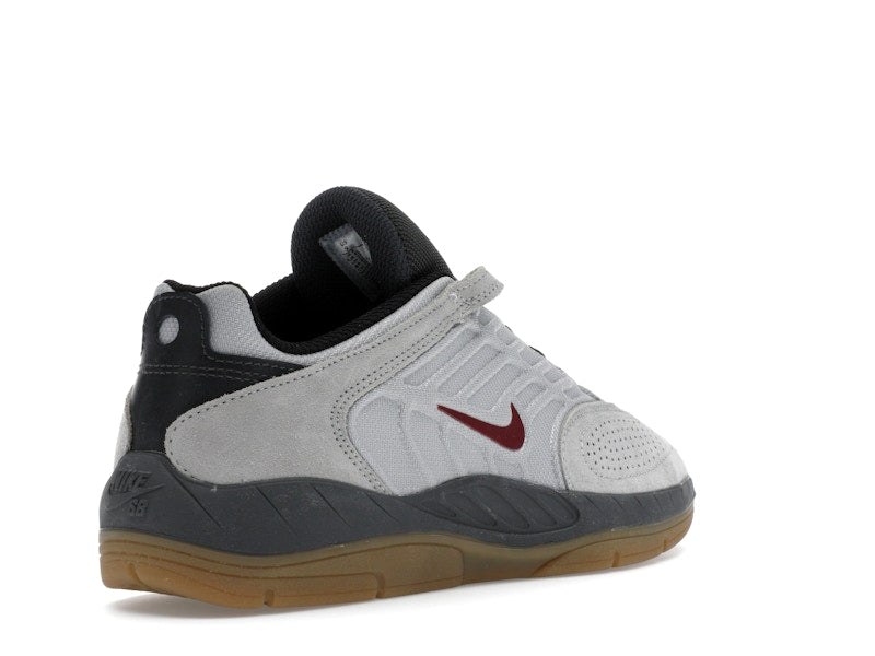 Nike SB Vertebrae Light Smoke Grey Dark Smoke Grey Black Dark Team Red