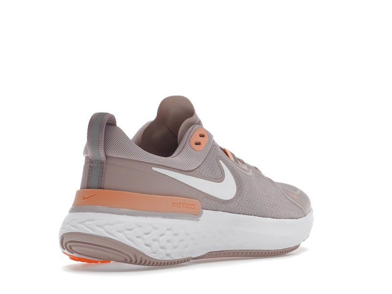 Nike React Miler Champagne (Women's)