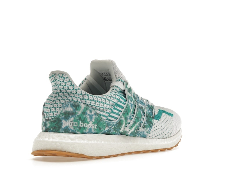 adidas Ultra Boost 5.0 DNA Cloud White Green