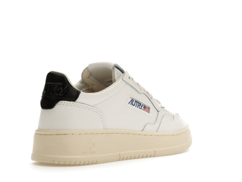 Autry Medalist Leather Low White Black Tab (Women's)