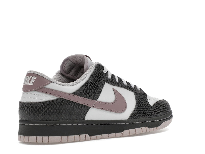 Nike Dunk Low SE Medium Ash Violet Snakeskin