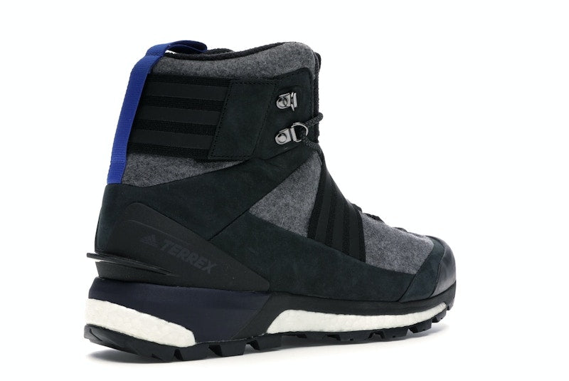 adidas Terrex Tracefinder Xhibition