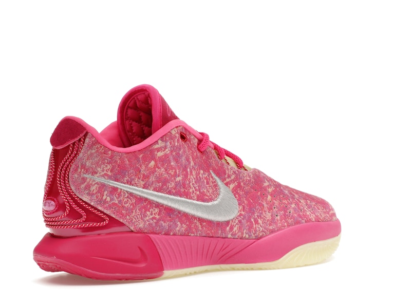 Nike LeBron 21 The World Is Your Oyster