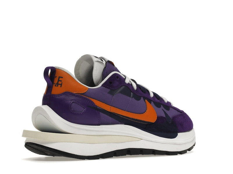 Nike Vaporwaffle sacai Dark Iris