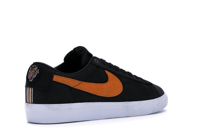 Nike SB Zoom Blazer Low GT Cats Paw Saloon