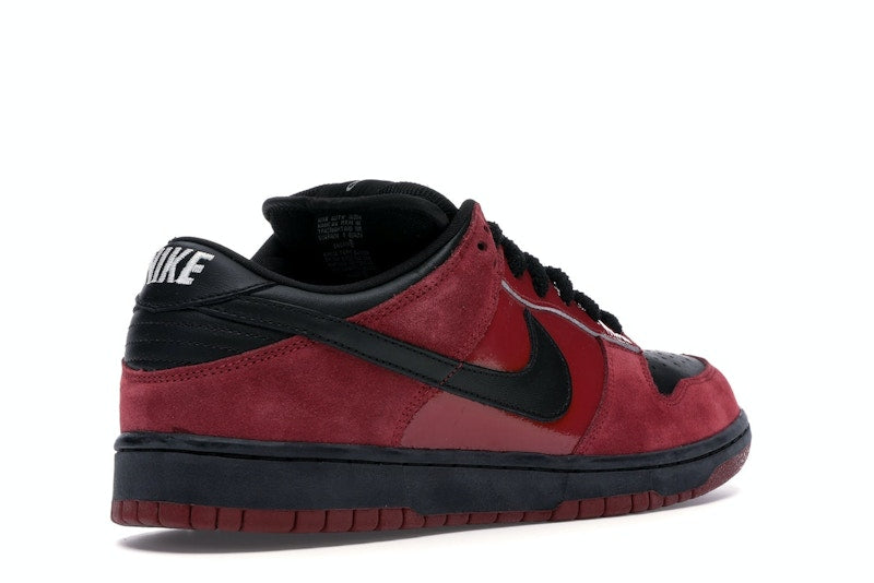 Nike SB Dunk Low Milli Vanilli
