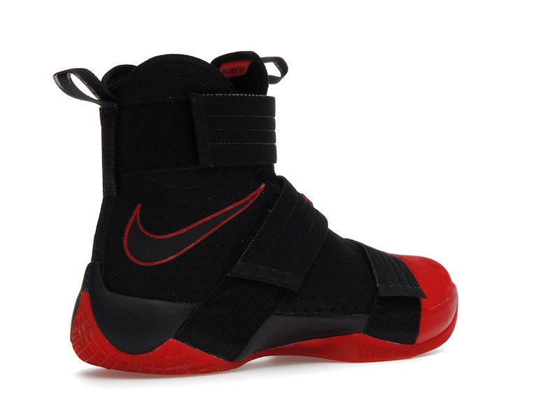 Nike LeBron Zoom Soldier 10 Un-Cleated