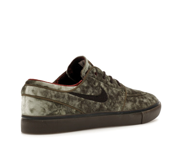 Nike SB Zoom Janoski OG+ SE Medium Olive Baroque Brown Dark Team Red Velvet Brown