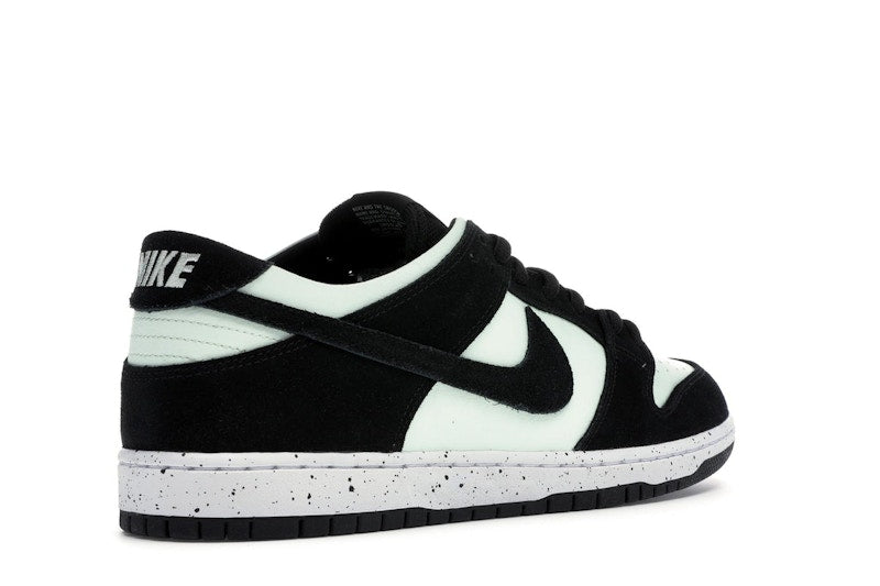 Nike SB Dunk Low Barely Green