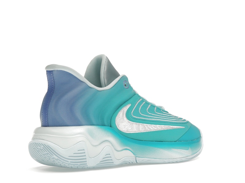Nike Giannis Immortality 4 Christmas