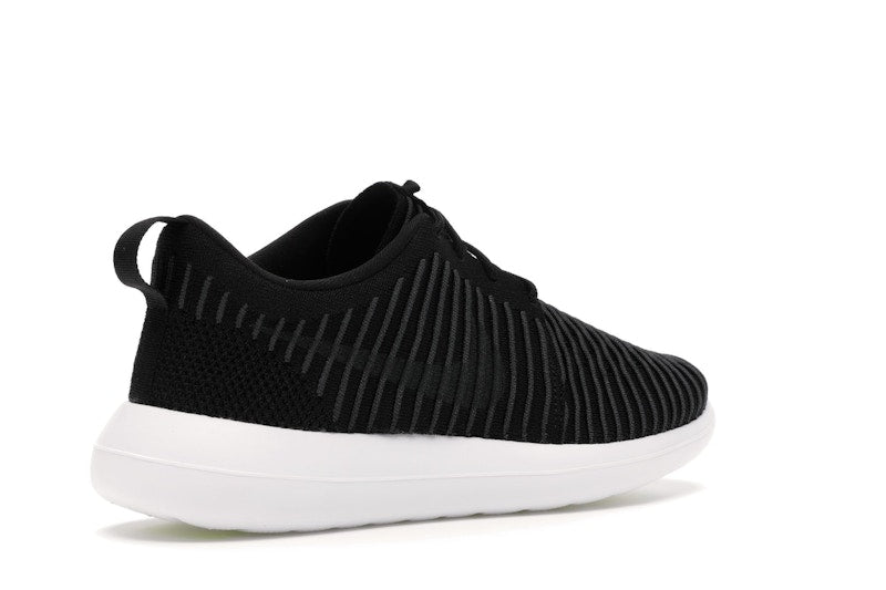 Nike Roshe Two Flyknit Black/Dark Grey-White-Volt