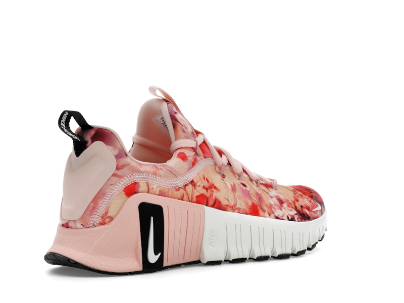 Nike Free Metcon 6 AMP Washed Coral Black Sail (Women's)