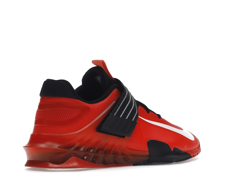 Nike Savaleos Chile Red