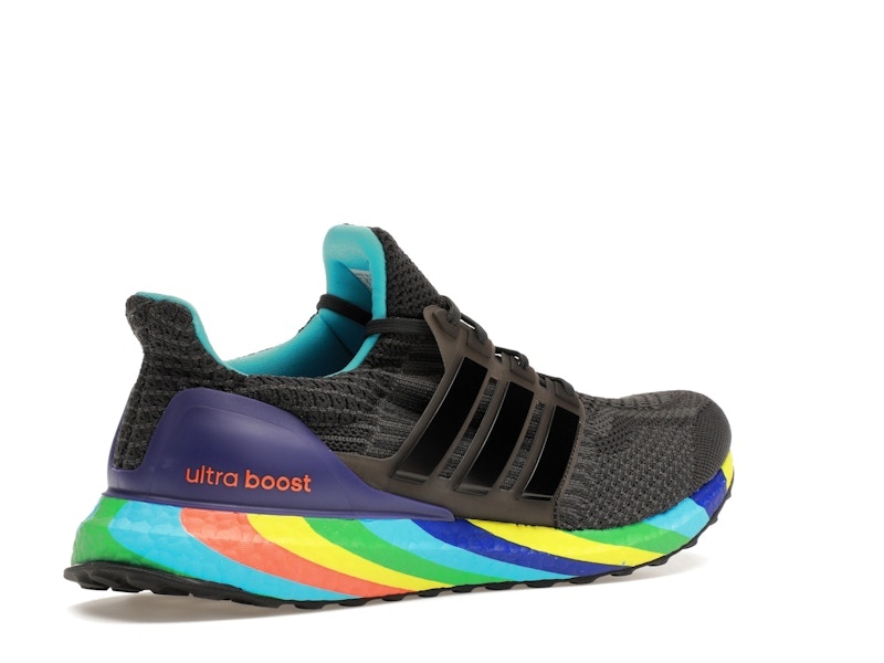 adidas Ultra Boost 5.0 DNA Pride Carbon