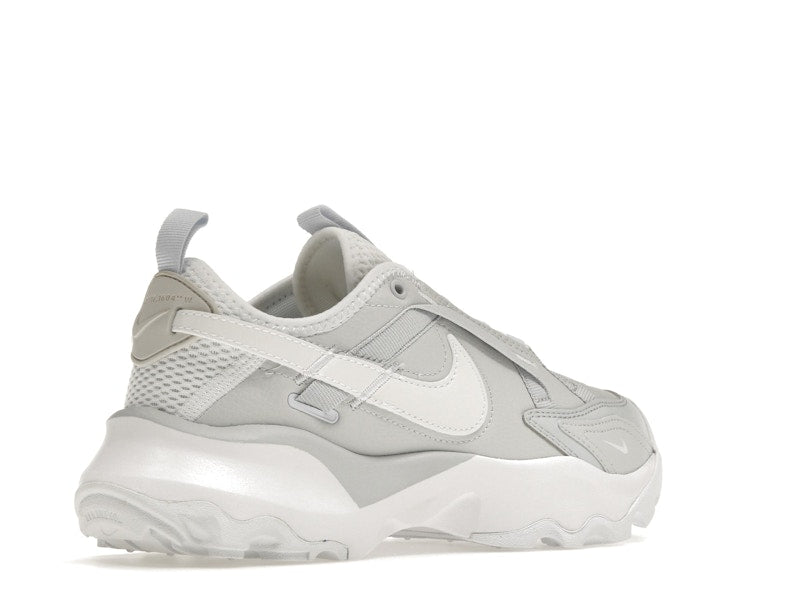 Nike TC 7900 Premium 2 Photon Dust Photon Dust Grey Fog White (Women's)