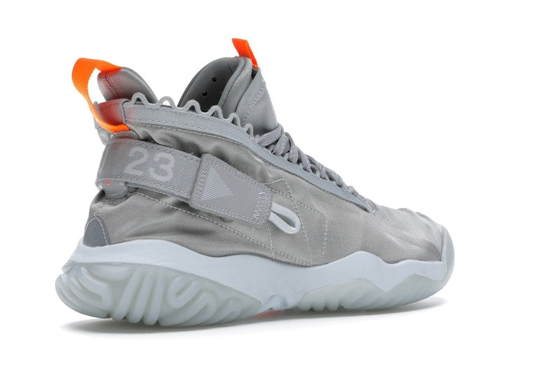 Jordan Proto React Wolf Grey Total Orange