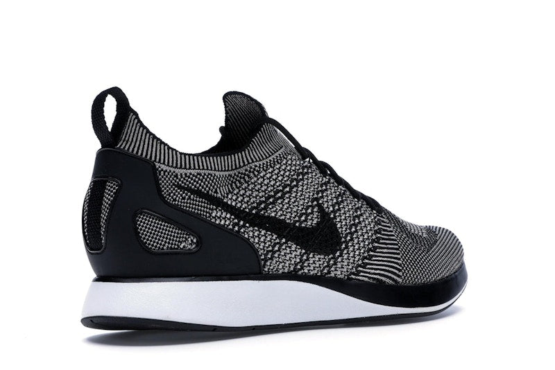 Nike Mariah Flyknit Racer Pale Grey Solar Red
