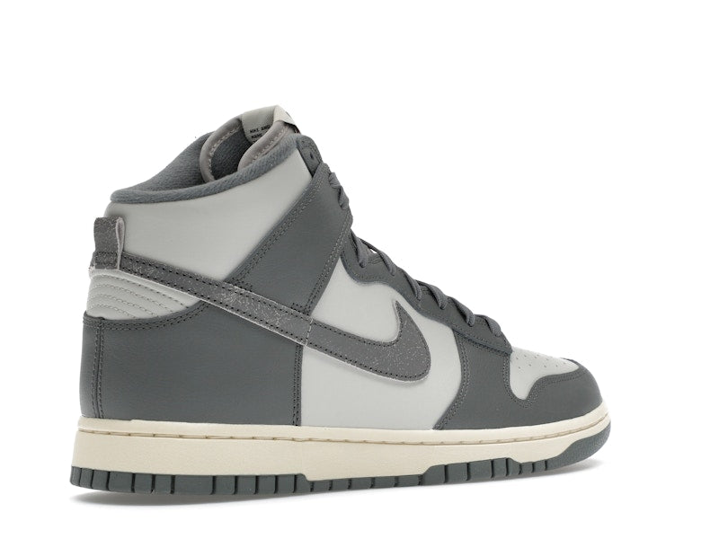 Nike Dunk High Vintage Light Bone Grey
