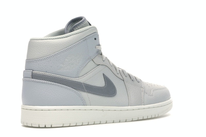Jordan 1 Mid Light Bone