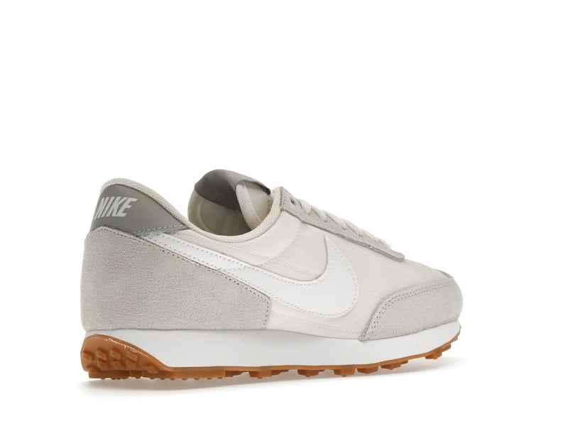 Nike Daybreak Pale Ivory Light Smoke Grey (Women's)