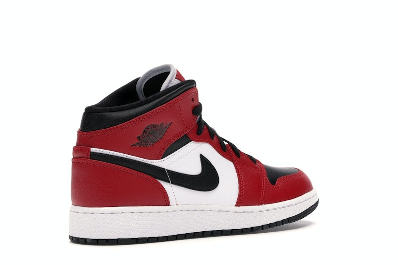 Jordan 1 Mid Chicago Black Toe (GS)