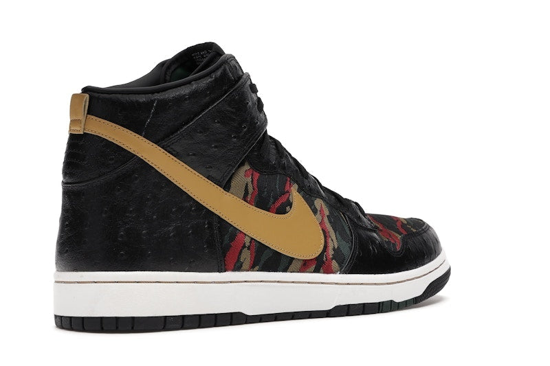 Nike Dunk CMFT Tiger Camo
