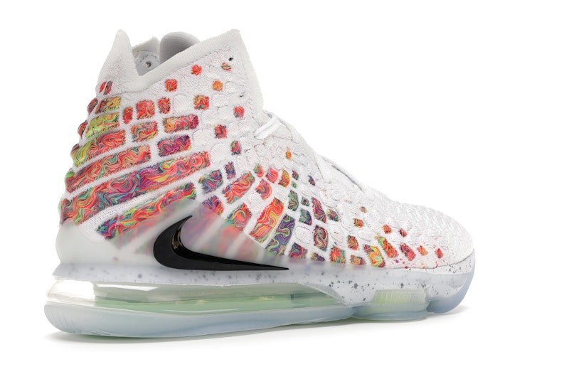 Nike LeBron 17 Air Command Force