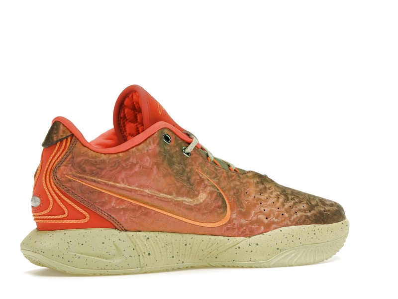 Nike LeBron 21 Queen Conch