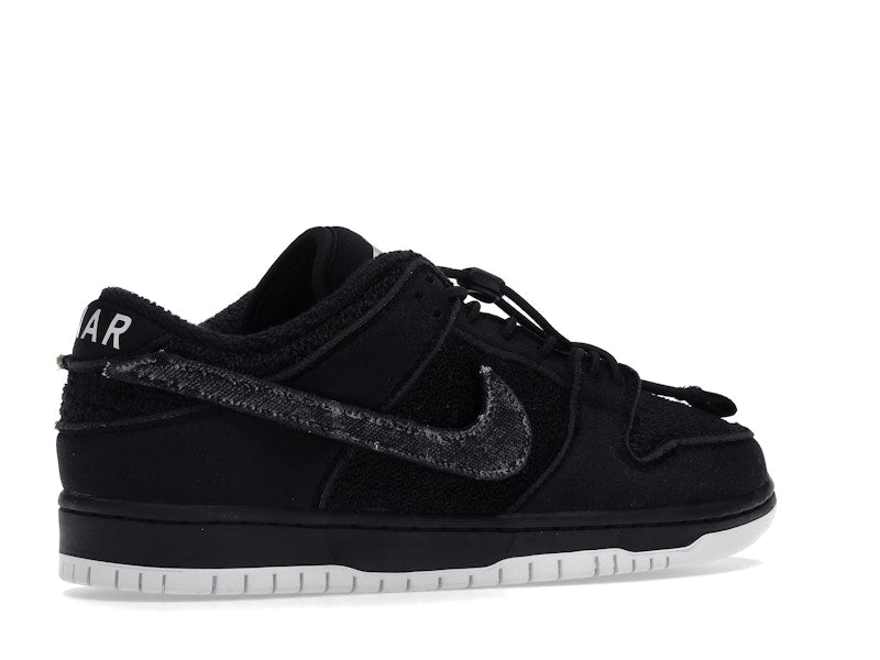 Nike SB Dunk Low Gnarhunters
