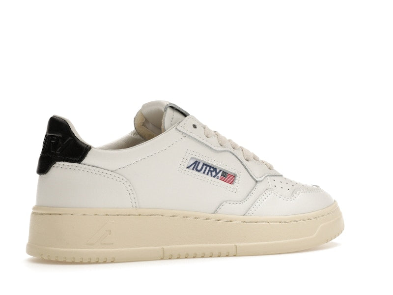 Autry Medalist Leather Low White Black Tab (Women's)