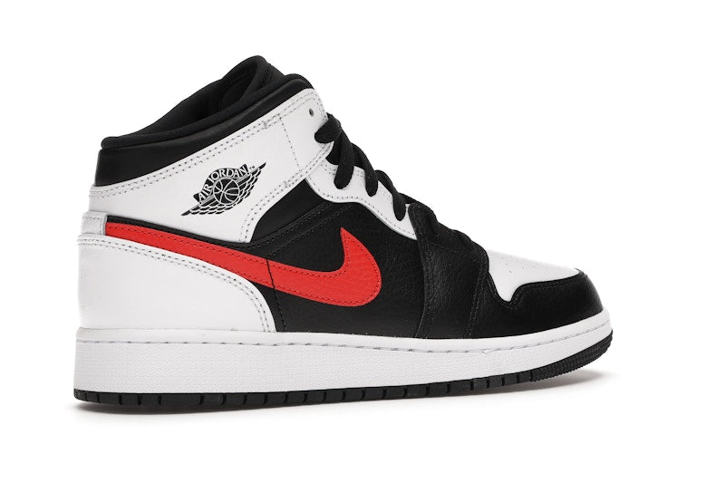 Jordan 1 Mid White Black Chile Red (GS)