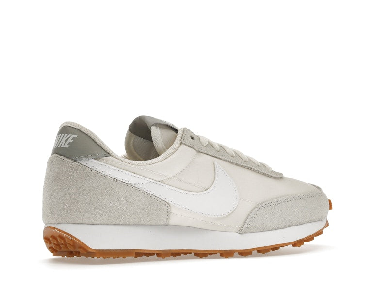 Nike Daybreak Pale Ivory Light Smoke Grey (Women's)